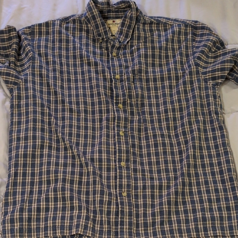 Woolrich (XL) Navy Plaid Short Sleeve Shirt [Snag]